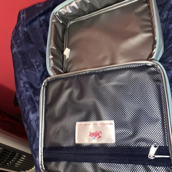 justice lunch box Different Color Design!! - Picture 6 of 6